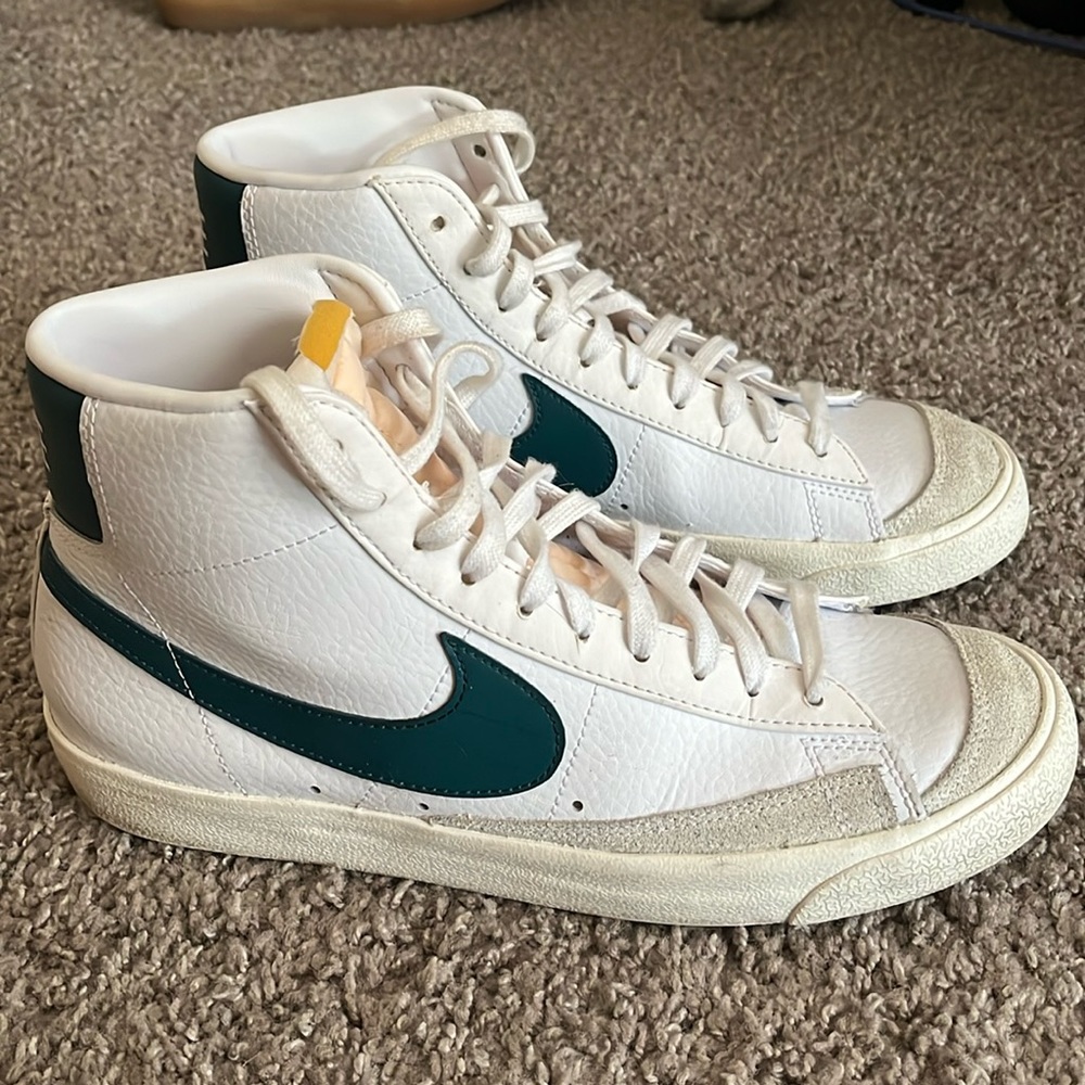Nike Blazer Mid 77 Size 10